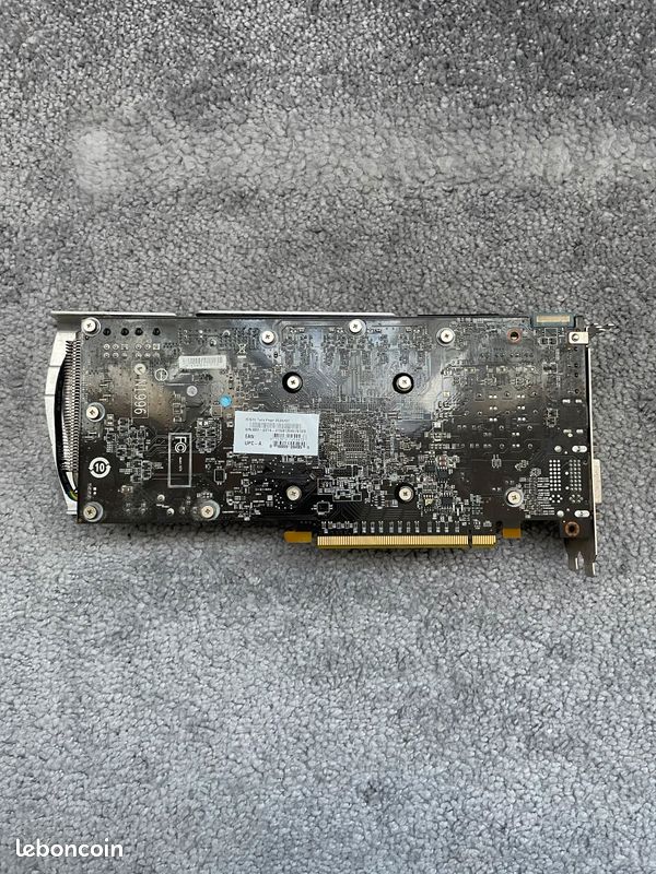 MSI AMD Radeon HD 7800 Series (image 2)