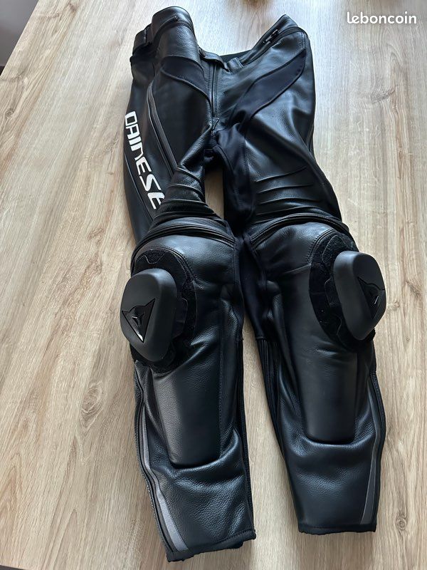 Pantalon cuir tutu Dainese delta 52 (image 1)