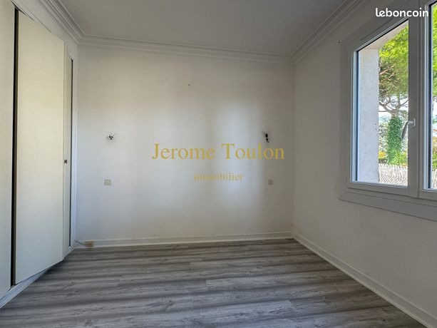 https://img.leboncoin.fr/api/v1/lbcpb1/images/98/ad/e4/98ade491839bdf349d182b99cc60cb2c71141915.jpg?rule=ad-image