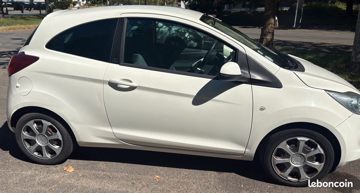 Ford Ka 1.3 TDCi 75 Diesel (année 2012) (image 2)