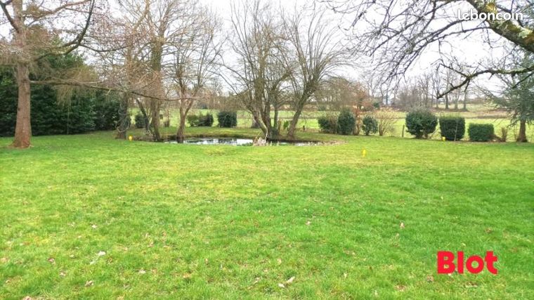 Terrain 1 059 m² La Bouexiere