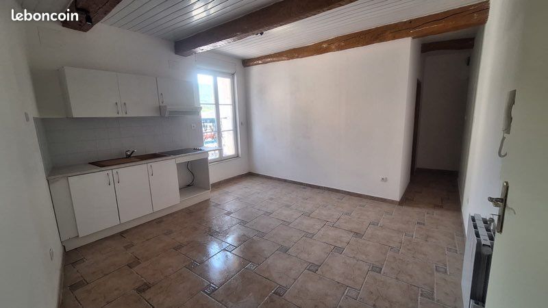 Appartement 3 pièces 58 m² · à Le Bousquet-d'Orb · 58 m² · 570 €/mois