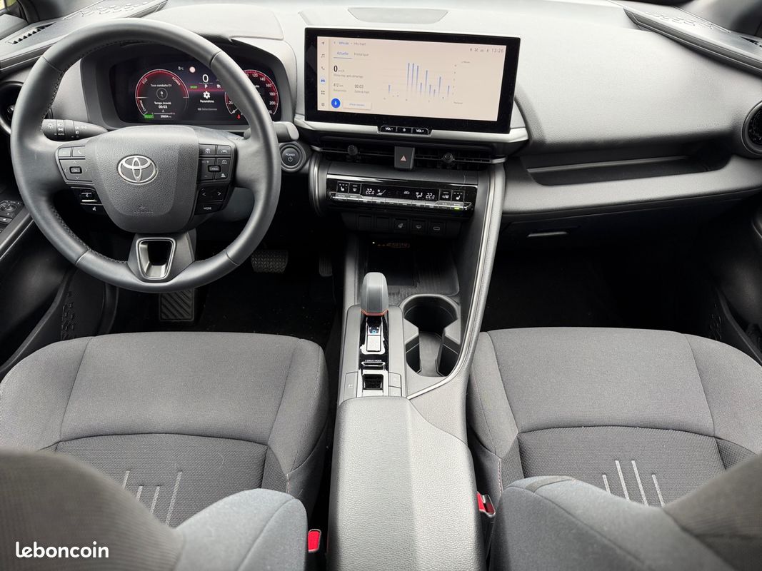 TOYOTA C-HR 1.8 140H Dynamic business 98Ch Garantie 12 mois (image 12)
