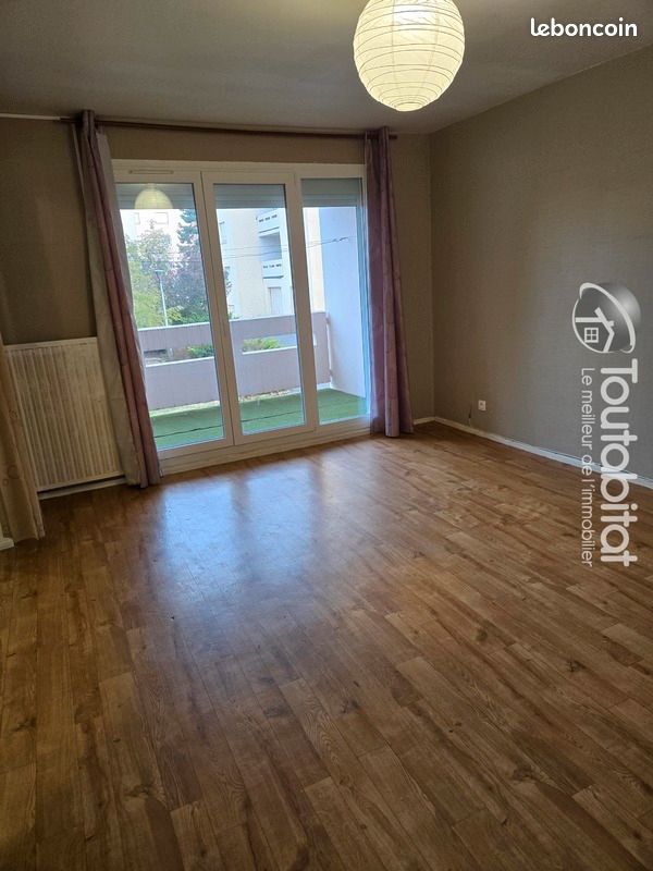 Appartement 3 pièces 67 m² · à Givet · 67 m² · 450 €/mois
