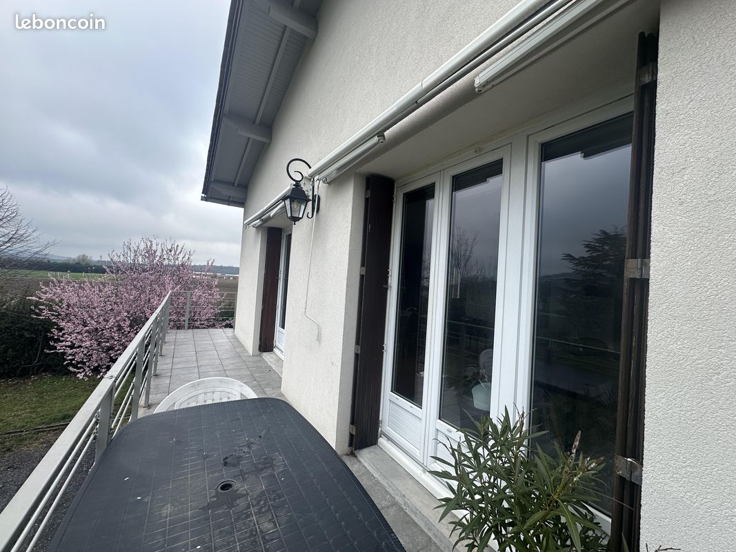 Maison 6 pièces 146 m² · à Mur-sur-Allier · 146 m² · 290 000 €