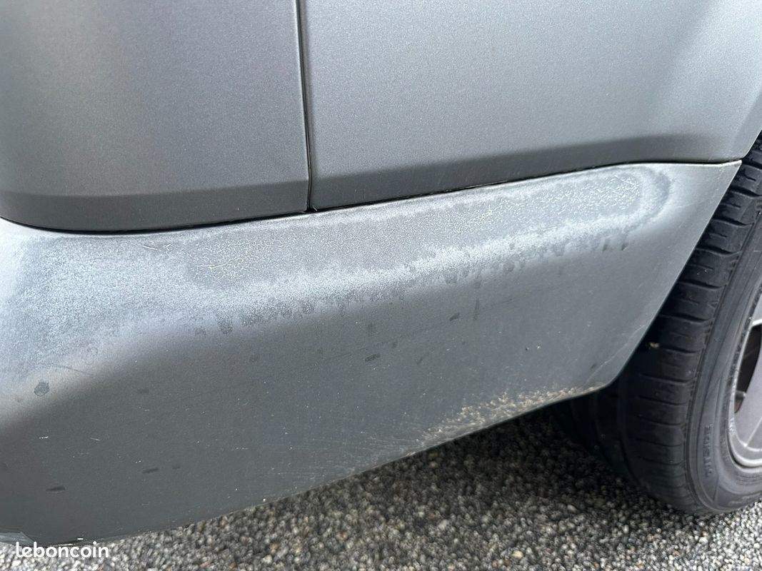 VOLKSWAGEN MULTIVAN 2.0 BiTDI 180 FAP Match DSG7 / DISTRIBUTION FAITE / PNEUS AV NEUFS (image 16)