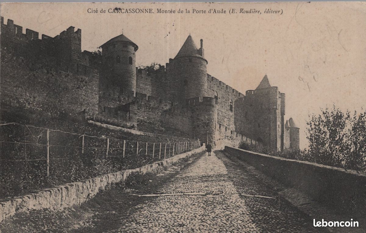 11 - Département de l'AUDE - CARTE POSTALE ANCIENNE CPA de CARCASSONNE (réf.211 DP) (image 1)