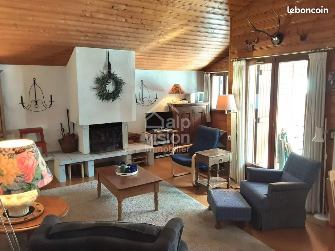 Appartement 5 pièces 97 m² · à Châtel · 97 m² · 675 000 €