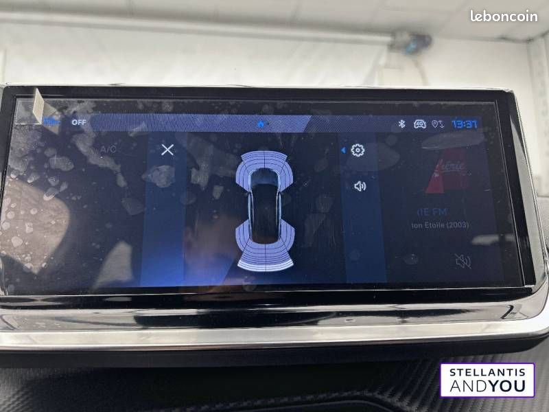 Peugeot 2008 Hybrid 145 ch e-DCS6 Allure (image 22)