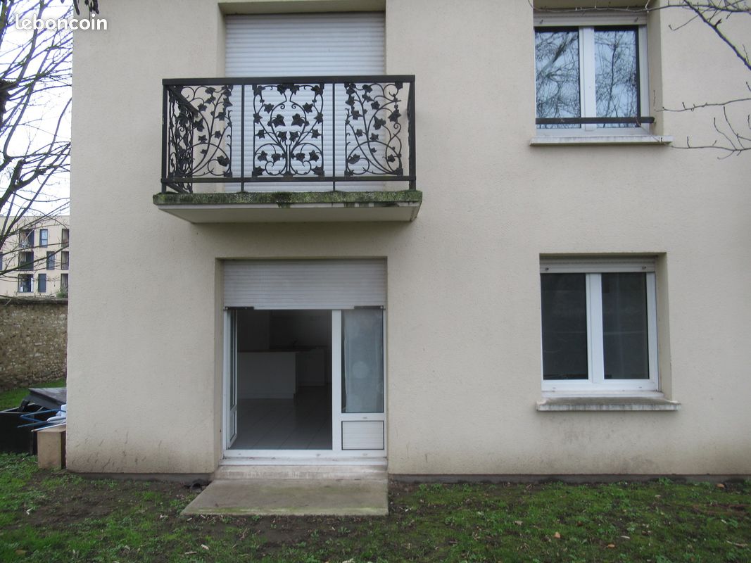 Appartement 1 pièce 30 m² · à Bréval · 30 m² · 109 500 €