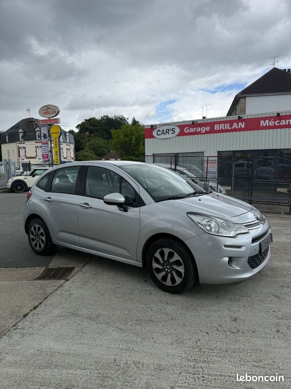 Citroën C3 1.4hdi 70 2eme main véhicule propre full options (image 1)