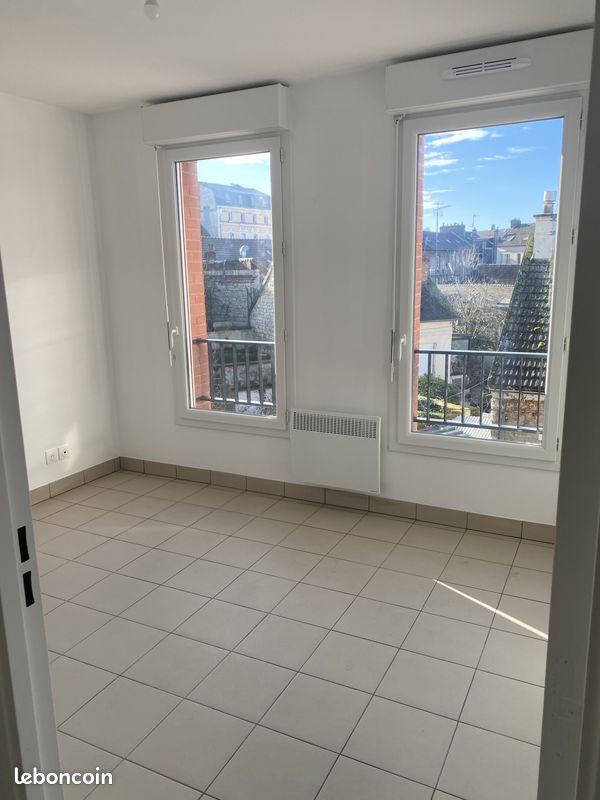 Appartement 3 pièces 55 m² · à Creil · 55 m² · 850 €/mois