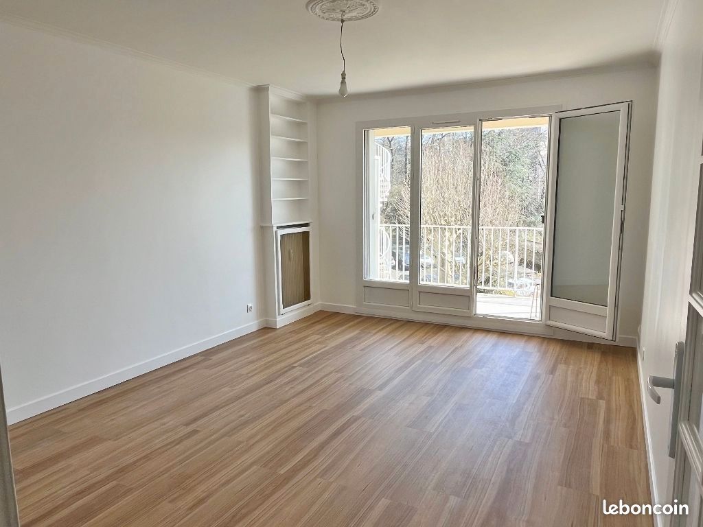 Appartement 3 pièces 65 m² · à Versailles · 65 m² · 1 328 €/mois