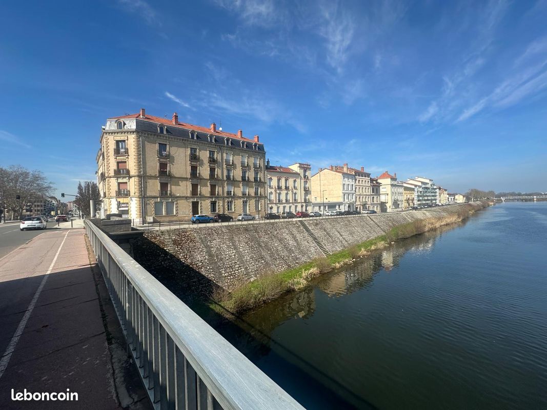 Appartement 4 pièces 54 m² · à Roanne · 54 m² · 60 000 €