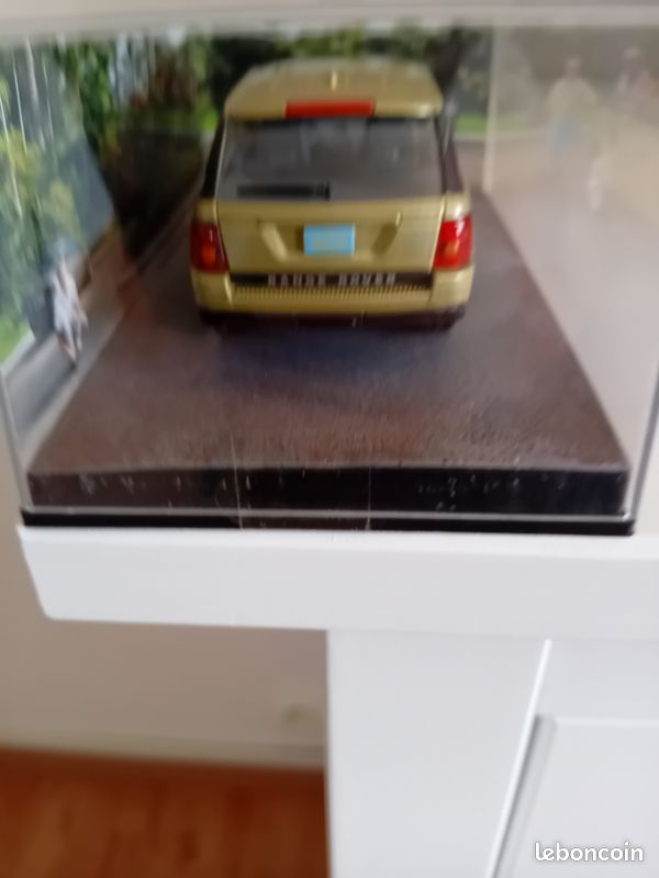 Miniature James bond 007 RANGE ROVER (image 2)