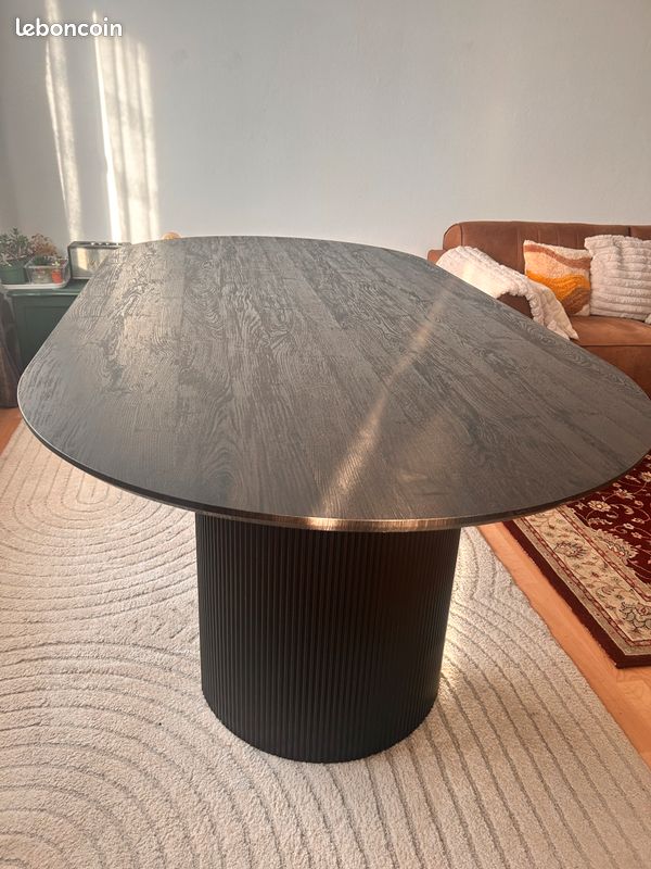 Table (image 2)