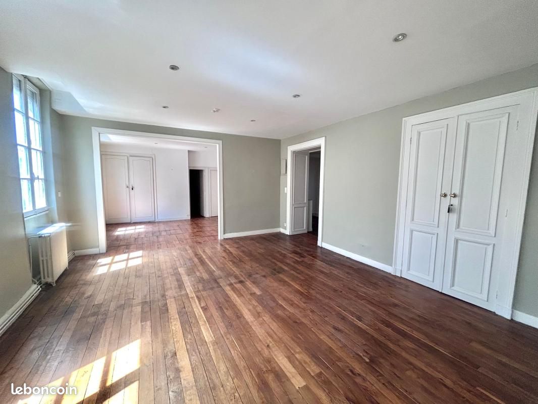 Appartement 4 pièces 130 m² · à Périgueux · 130 m² · 765 €/mois