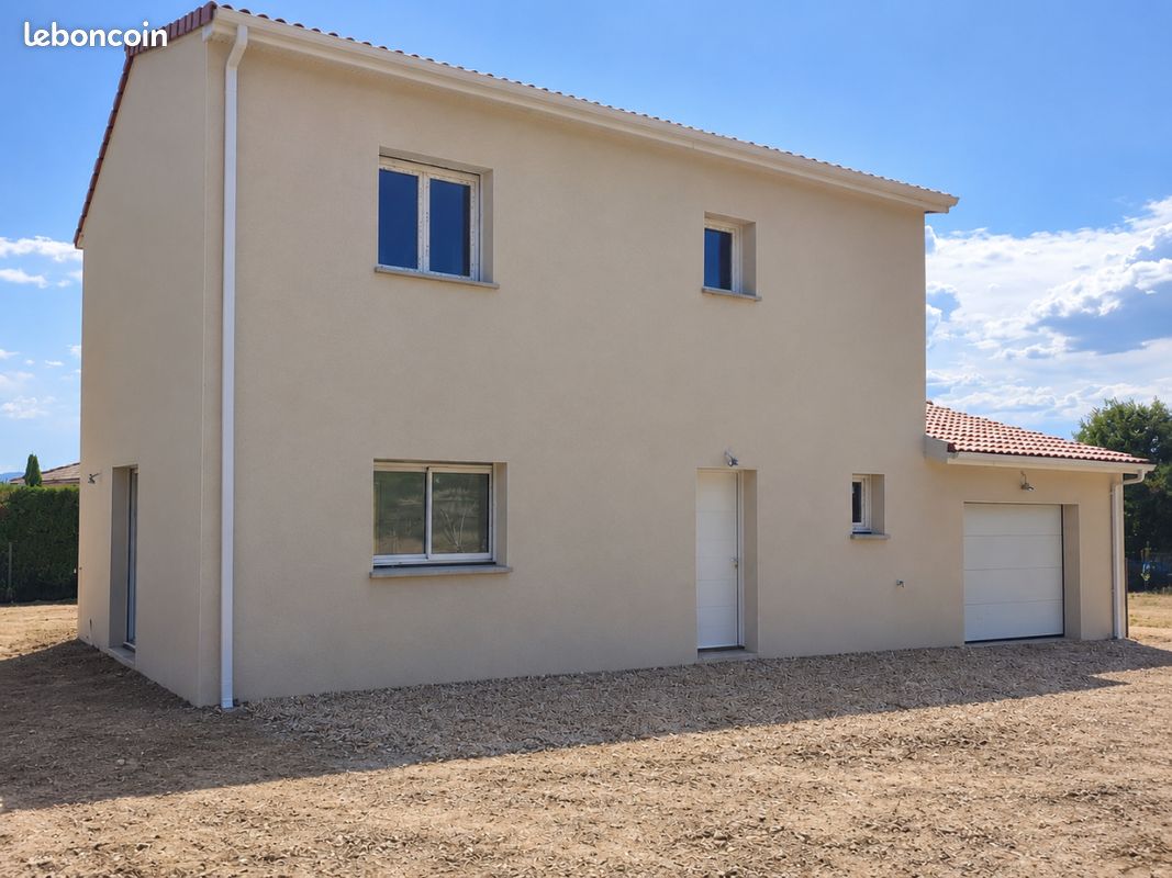 Maison 4 pièces 100 m² · à Davézieux · 100 m² · 285 000 €