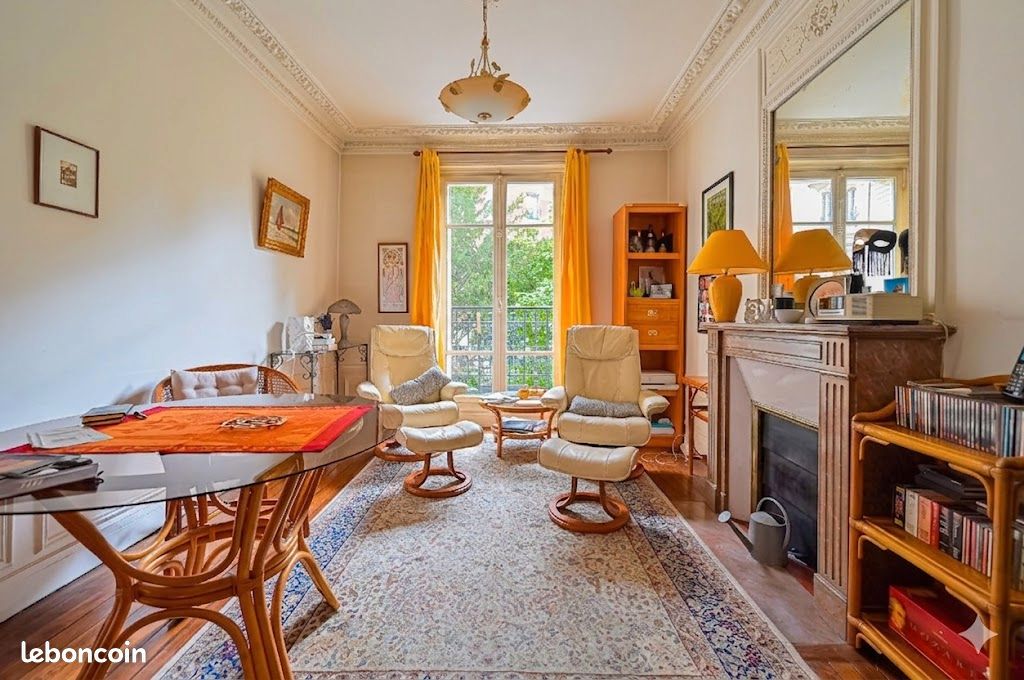 Appartement 2 pièces 46 m² · à Paris · 46 m² · 350 000 €