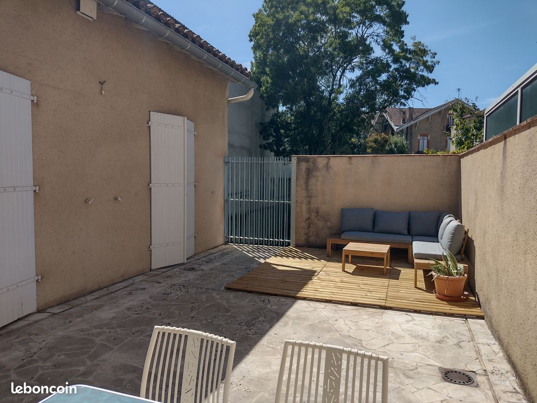 Local commercial 7 pièces 295 m² · à Auch · 295 m² · 359 000 €
