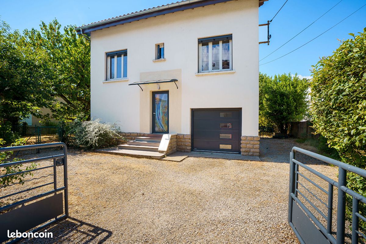 Maison 5 pièces 138 m² · à Charnay-lès-Mâcon · 138 m² · 280 000 €