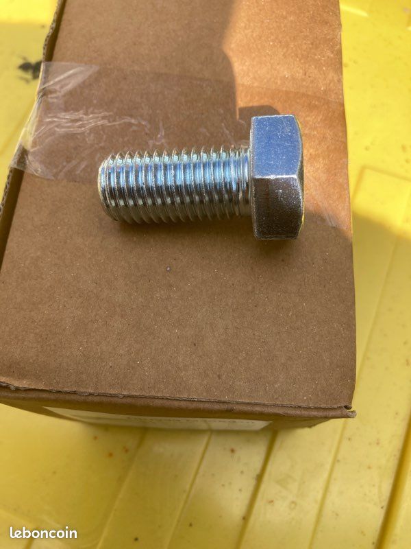 Boîte de boulon M20x40 (image 2)