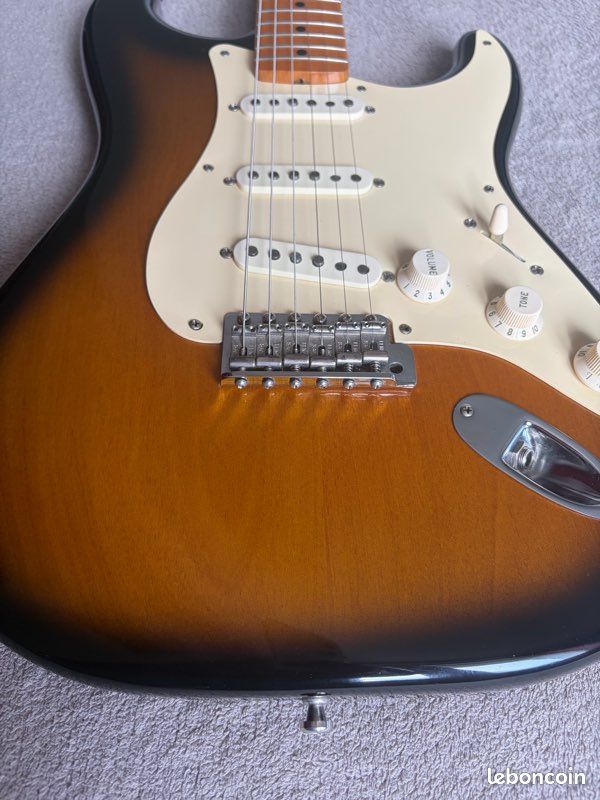 Fender Stratocaster Eric Johnson (image 3)