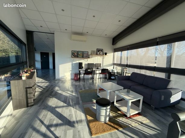 Bureaux d’activités 100 m2