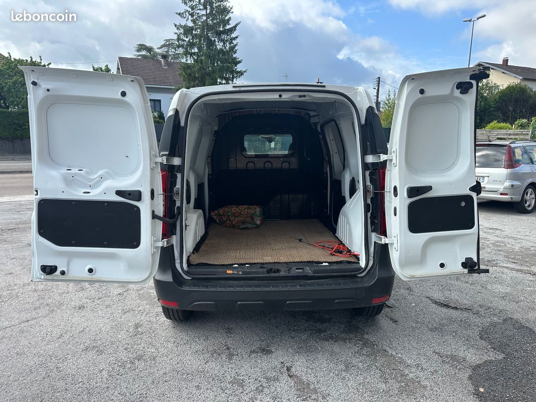 RENAULT KANGOO EXPRESS 1.5 BLUEDCI 95CH CONFORt (image 19)