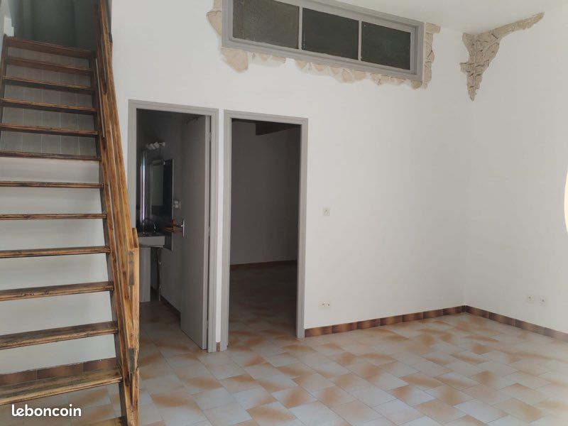 Appartement 2 pièces 45 m² · à Nîmes · 45 m² · 570 €