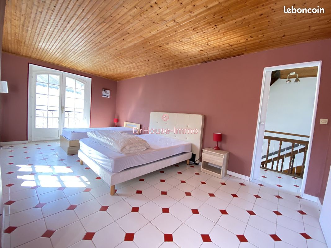 Maison 7 pièces 283 m² - Loudun 86200 (image principale 13)
