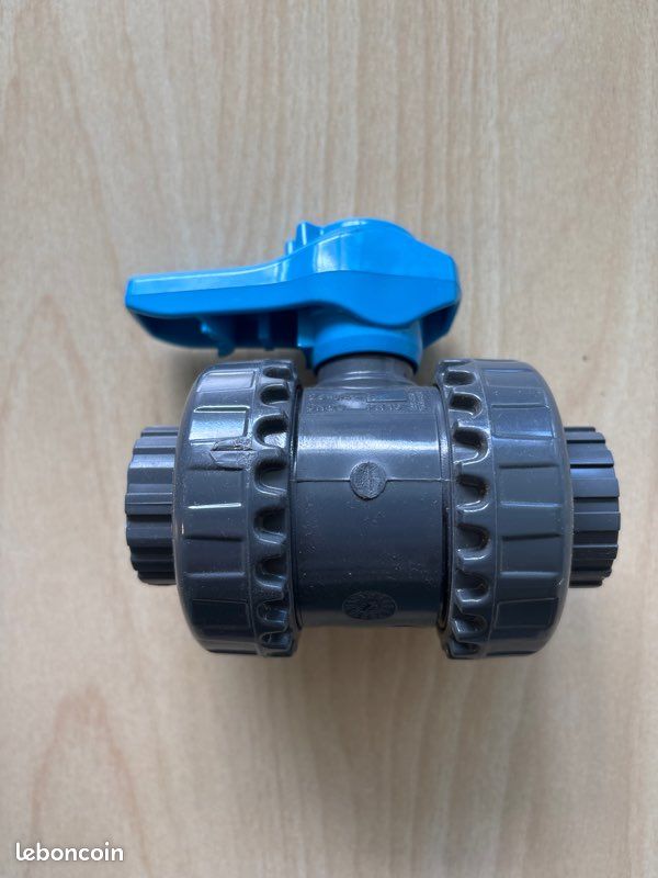 Lot 10 Vannes PVC Pression F 3/4’ (image 3)
