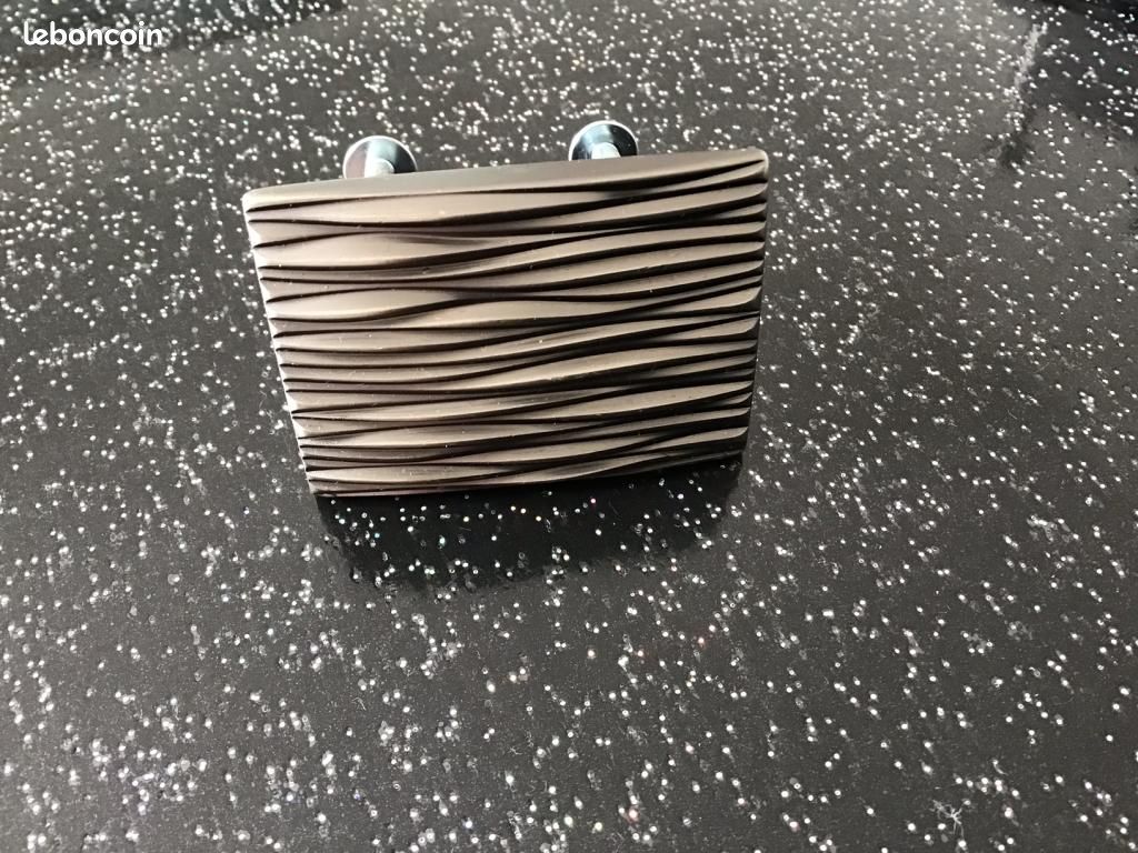 Boutons de portes et tiroirs (image 1)