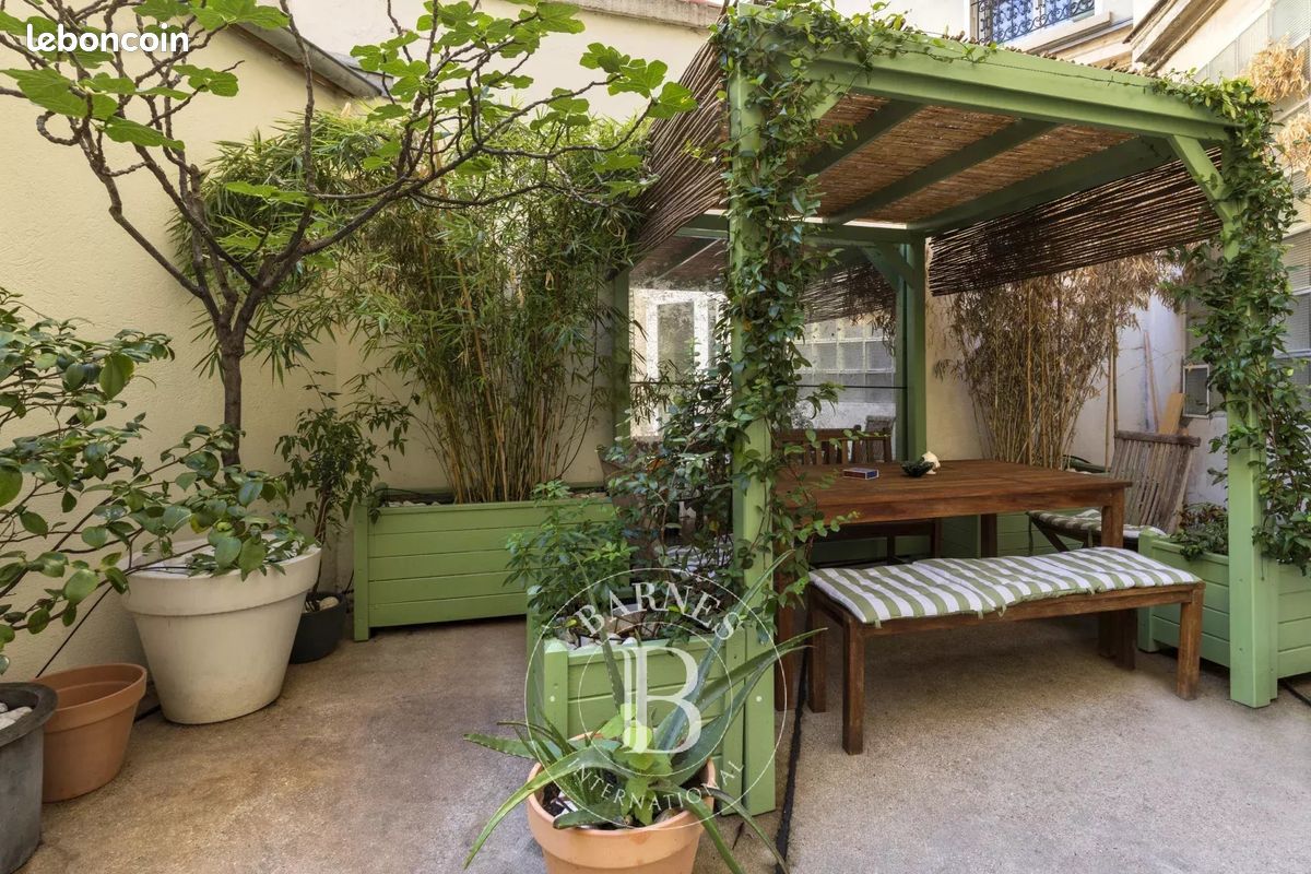 Appartement 3 pièces 101 m² · à Paris · 101 m² · 1 050 000 €