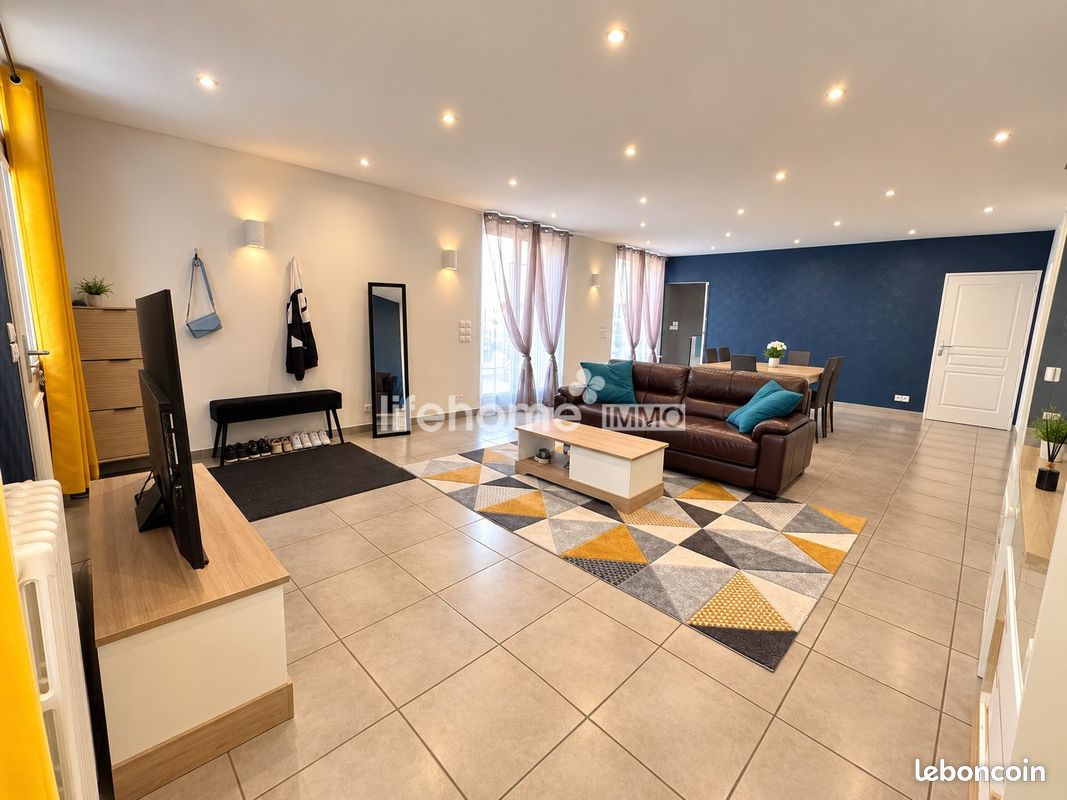 Maison 4 pièces 113 m² · à Châteauroux · 113 m² · 165 000 €