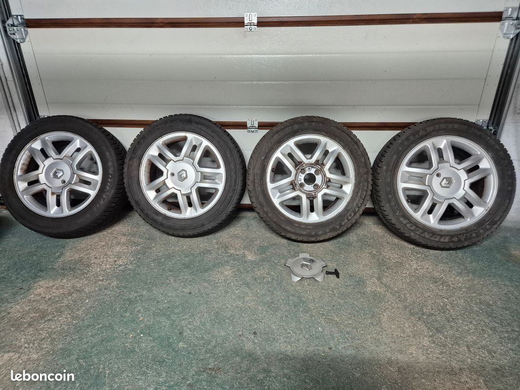 Pneus Winter Sport 205 55 R16 (image 1)