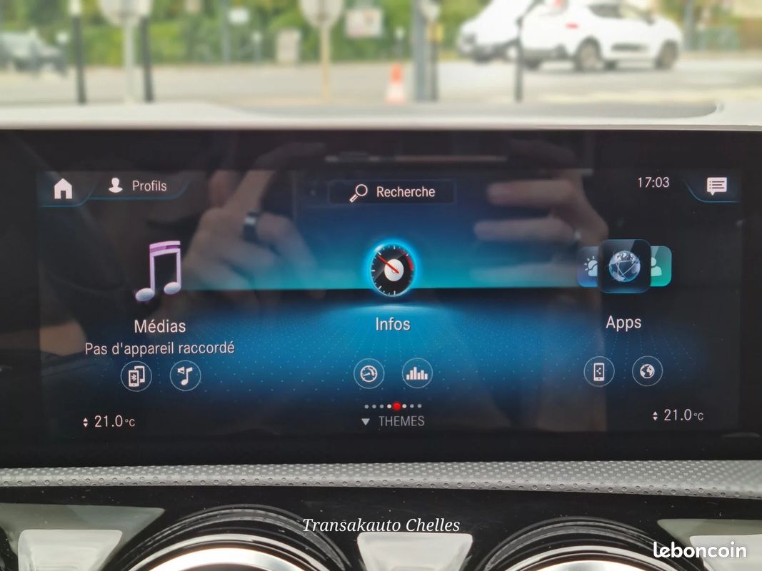 MERCEDES CLASSE A BERLINE 180 d 7G-DCT AMG Line (image 24)