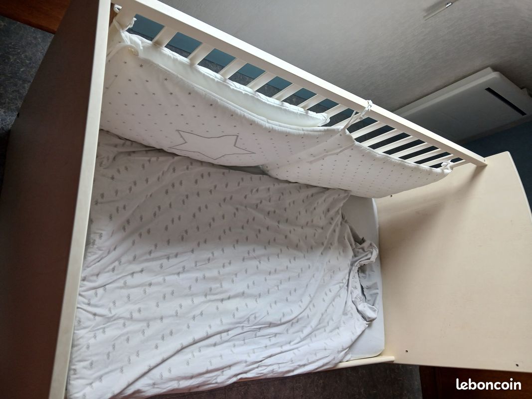 Lit bébé évolutif + Matelas (image 1)
