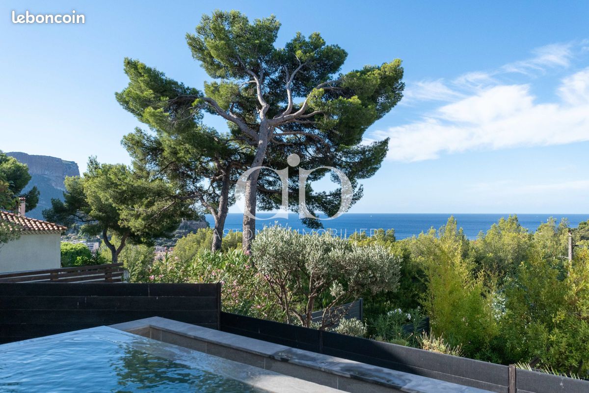 Maison 6 pièces 141 m² · à Cassis · 141 m² · 1 470 000 €