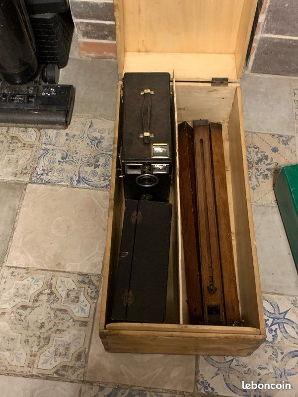 Appareil photo vintage + trepied bois (image 8)