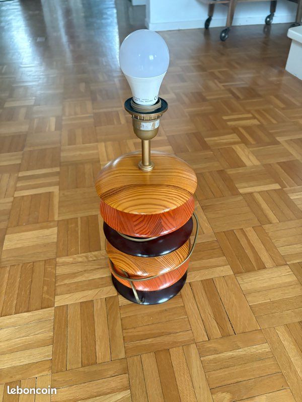 Lampe en bois (image 2)