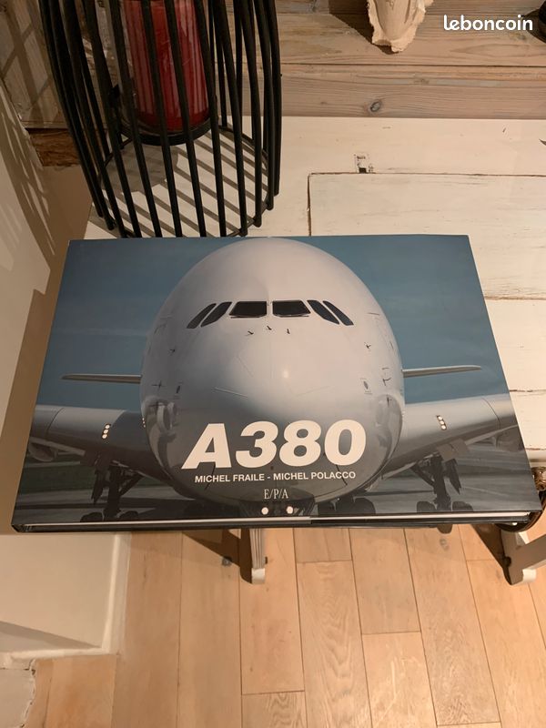 Livre photos sur A380 (image 1)
