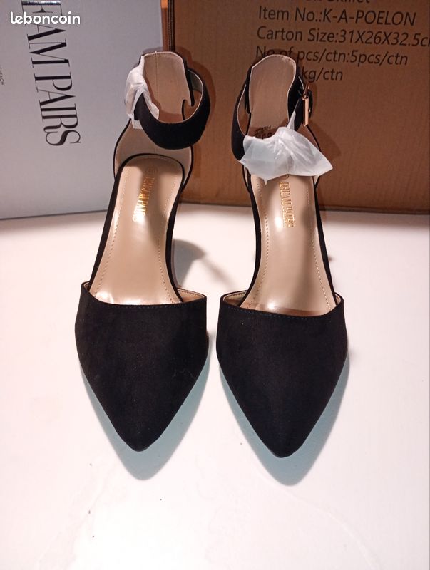 Talons Hauts Quincey Noirs - Taille 4 UK (37 EU / 6 US) - Style Slingback à Bout Carré - Occasion
