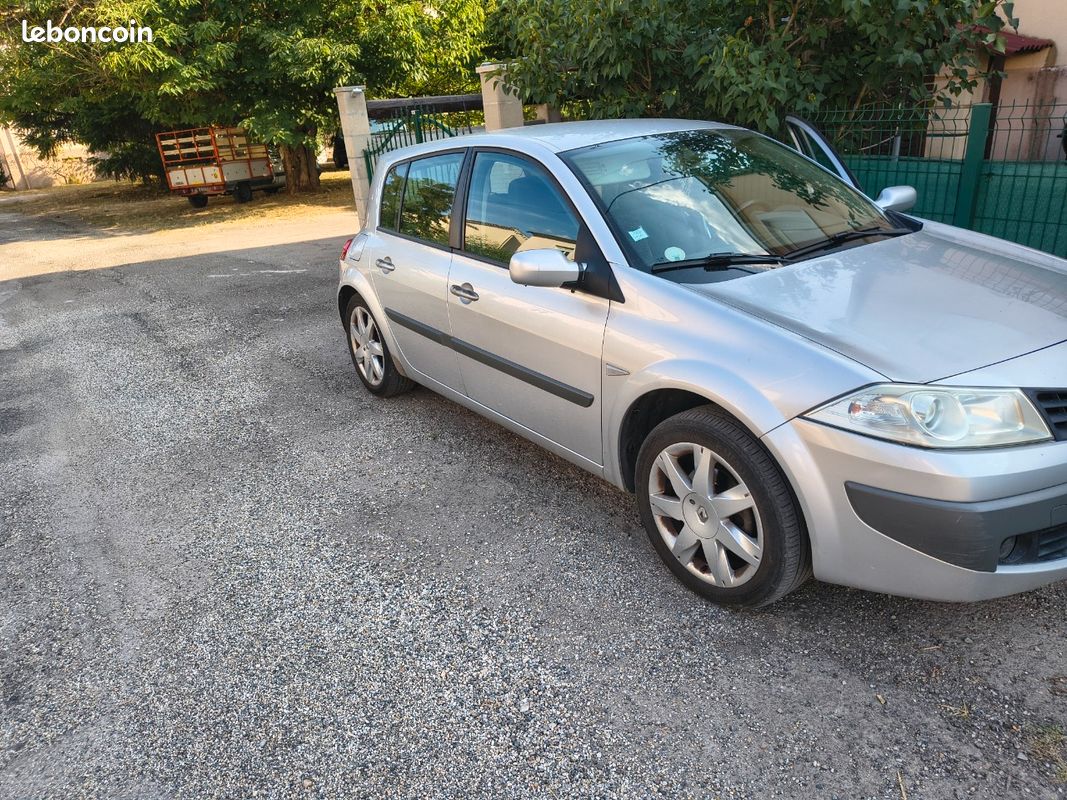 Vends mégane 2 phase 2 (image 2)