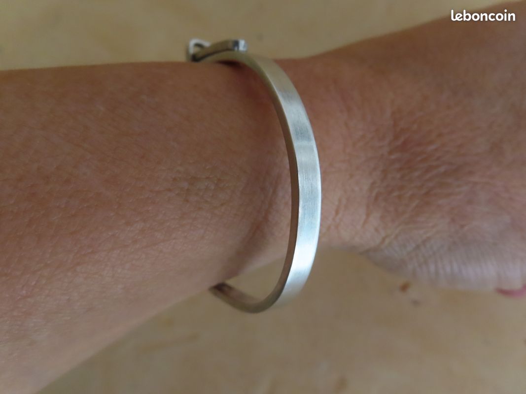 Bracelet Ouvrant En Argent Massif - Diamètre 5,5 Cm, Poids 49,6 G - Occasion En Bel état