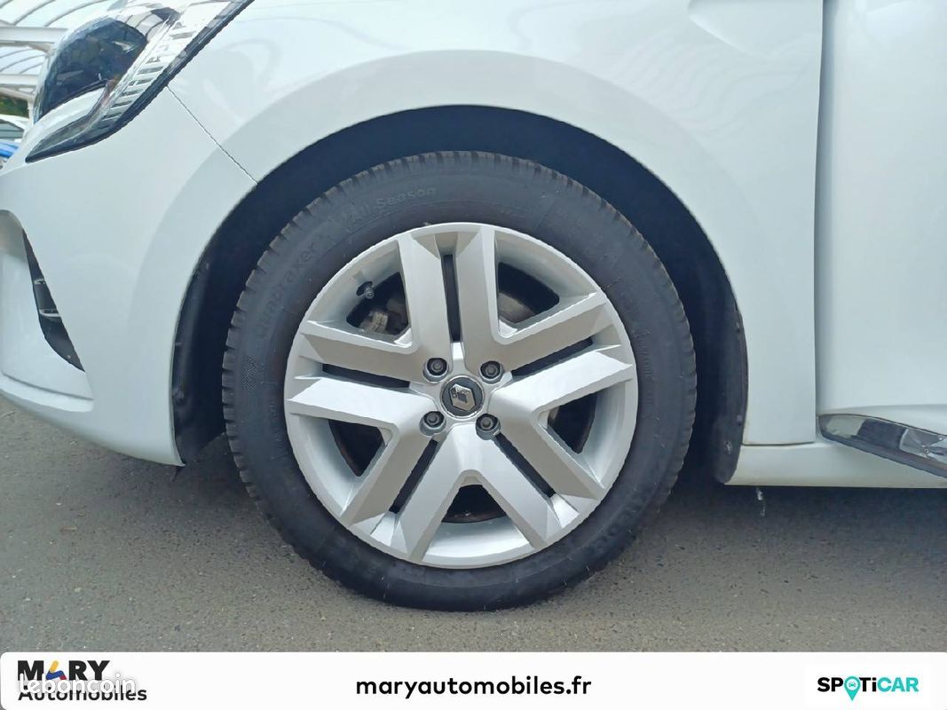 RENAULT Clio E-Tech 140 - 21 Business (image 11)