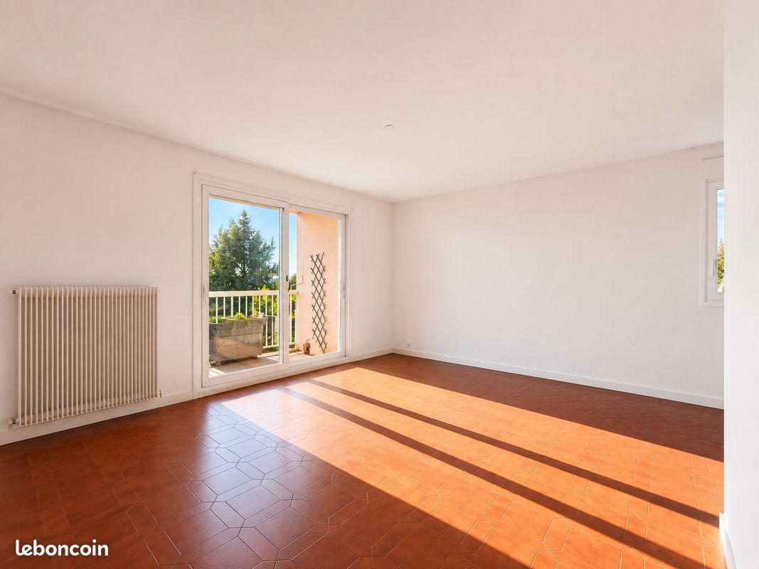 Appartement 4 pièces 85 m² · à Tassin-la-Demi-Lune · 85 m² · 330 000 €