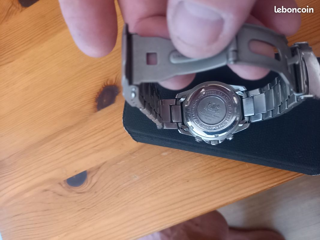 Montre homme (image 2)