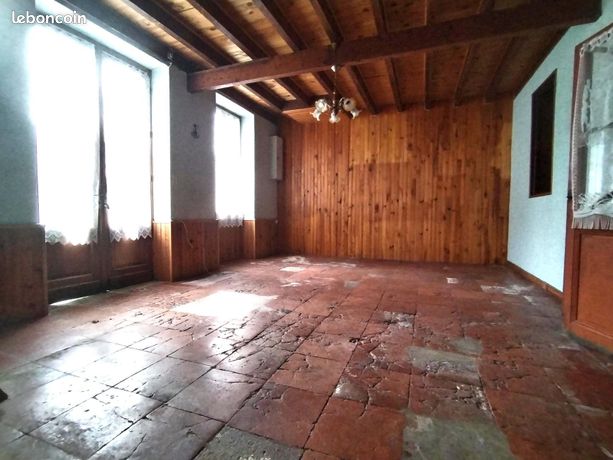 Maison de village 8 pièces 177 m²