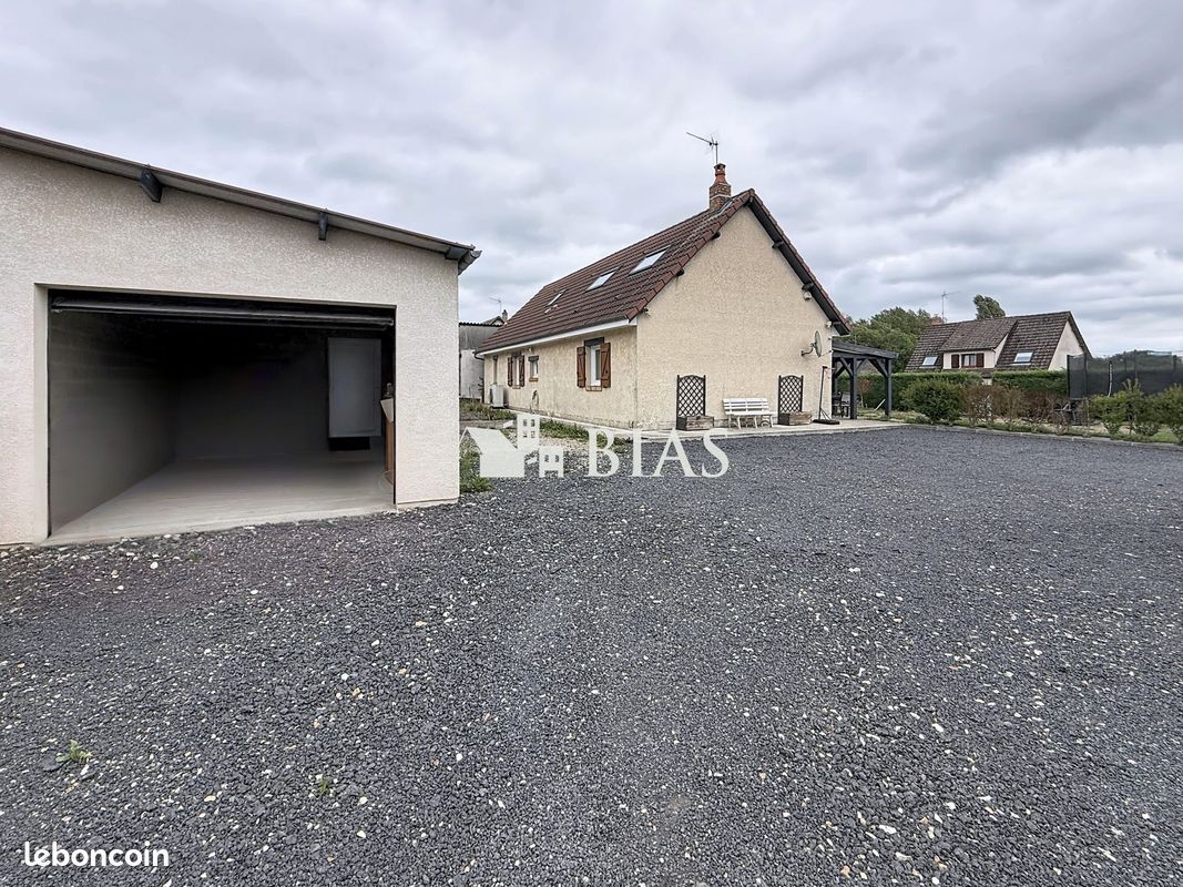 Maison 6 pièces 123 m² · à Serqueux · 123 m² · 250 000 €